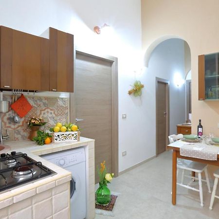 Casa Francesca Apartment Avola Bagian luar foto